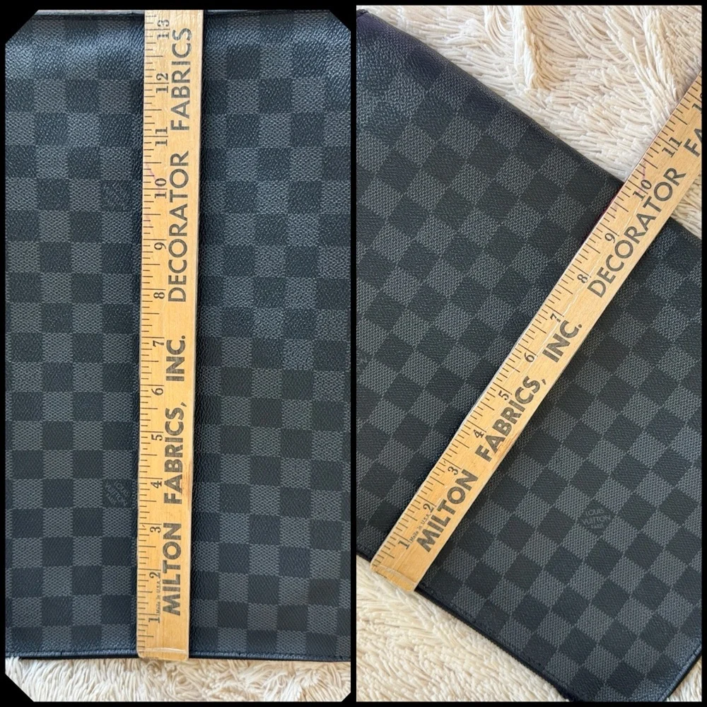 Louis Vuitton Damier Graphite Laptop Case Cover, size 15-Inch - Black